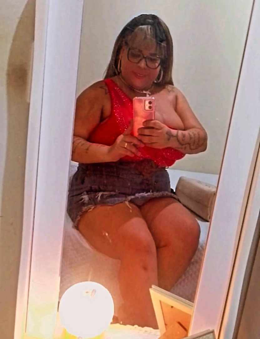 Morena Insaciável 4