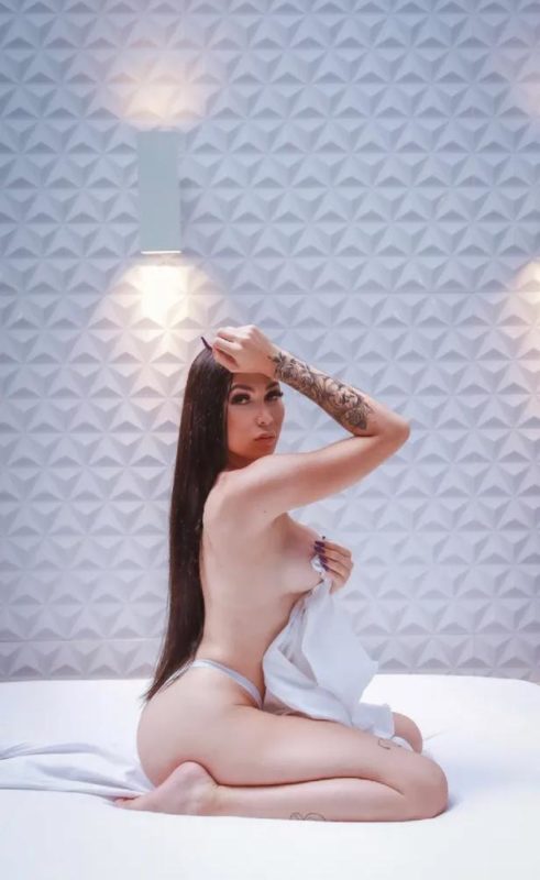 Gabriela Collens 15