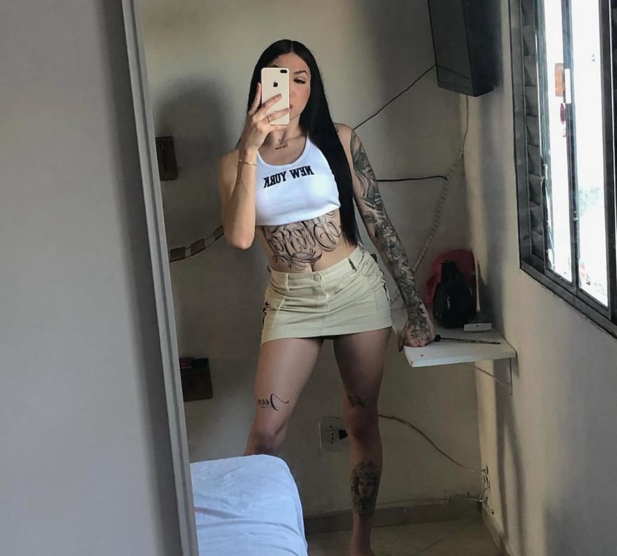 Gabriela Collens 17