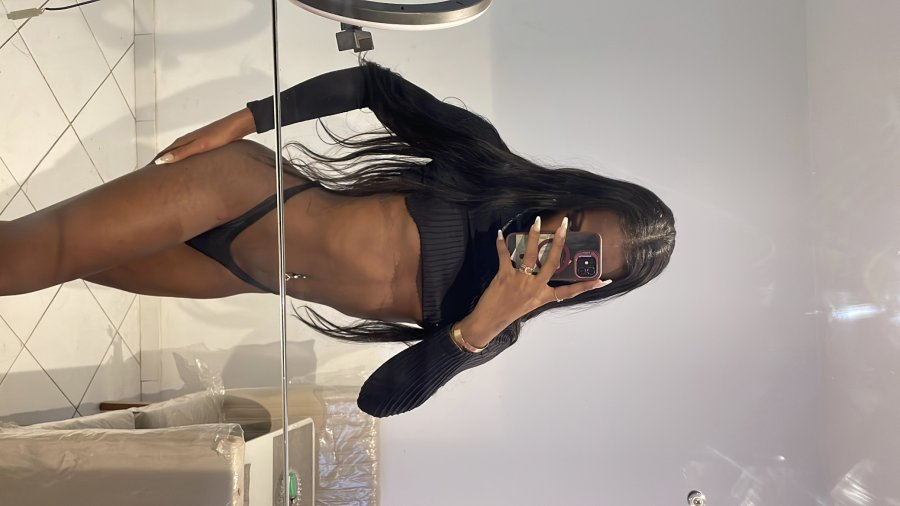 Julhya Santos 14