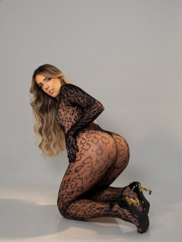 Thalita Nunes 12