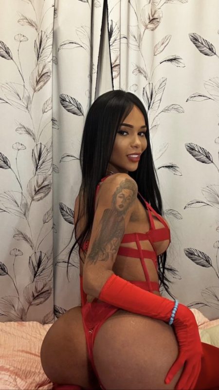 Isabelly 15