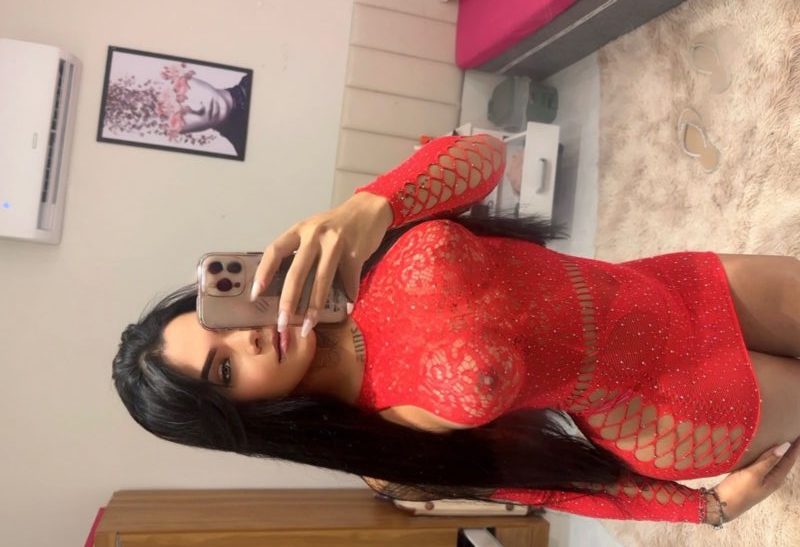 Leticia Santos 14
