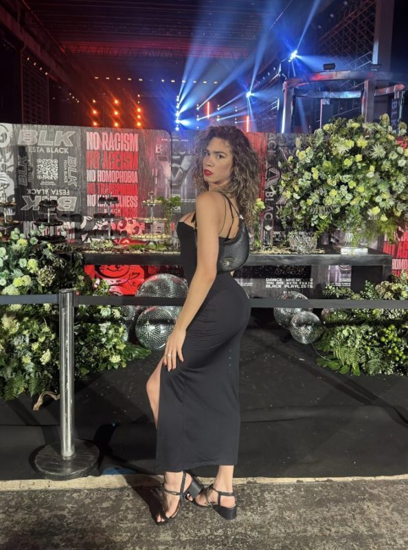 Livia Luz 22