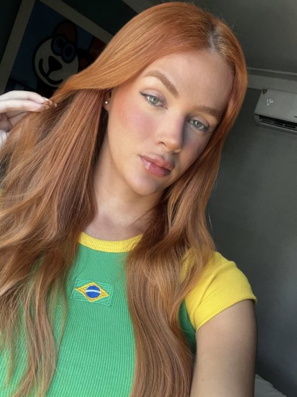 Victoria Lima 17