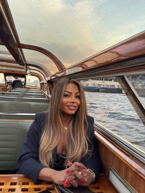 Amanda Castro 51