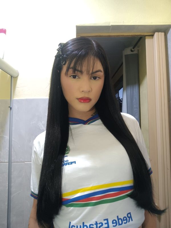 Daphne Larissa 10