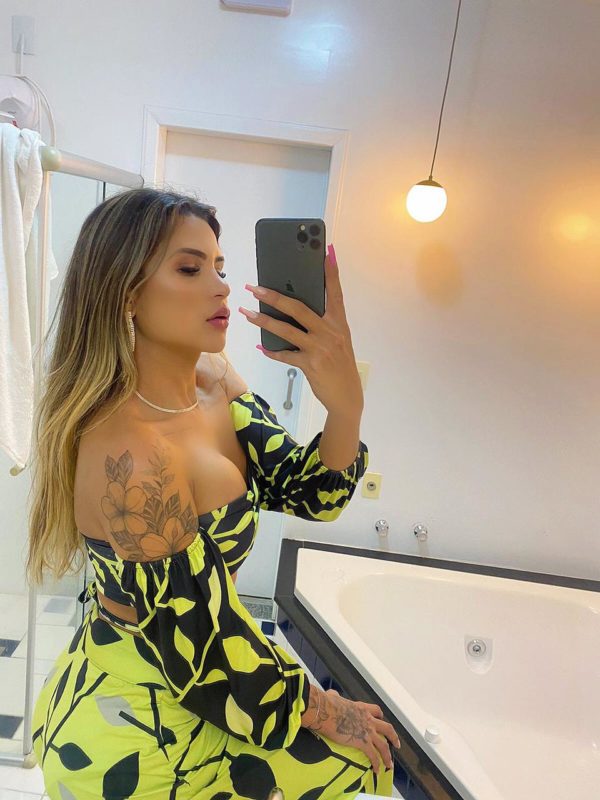 Lia Lara