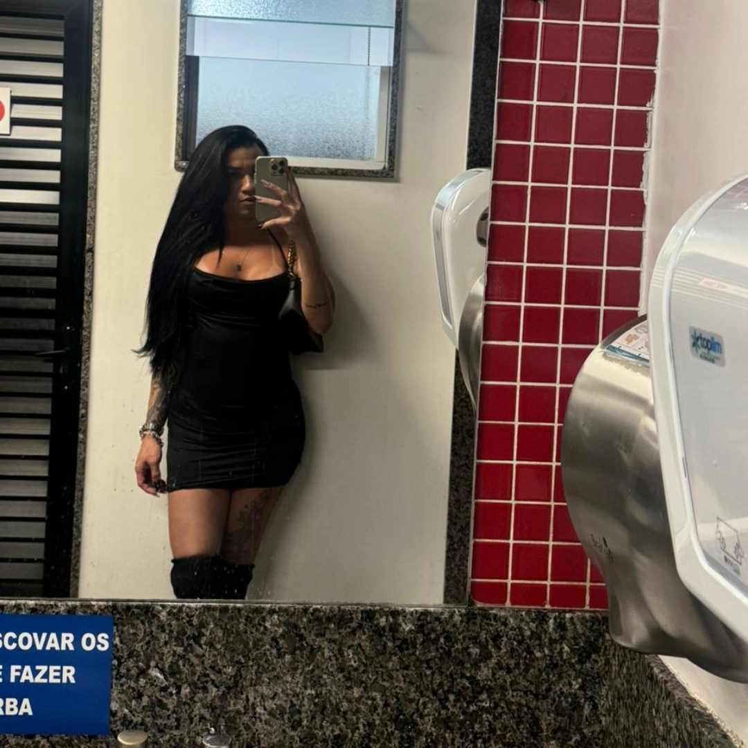Mikaelly Kleynny 1