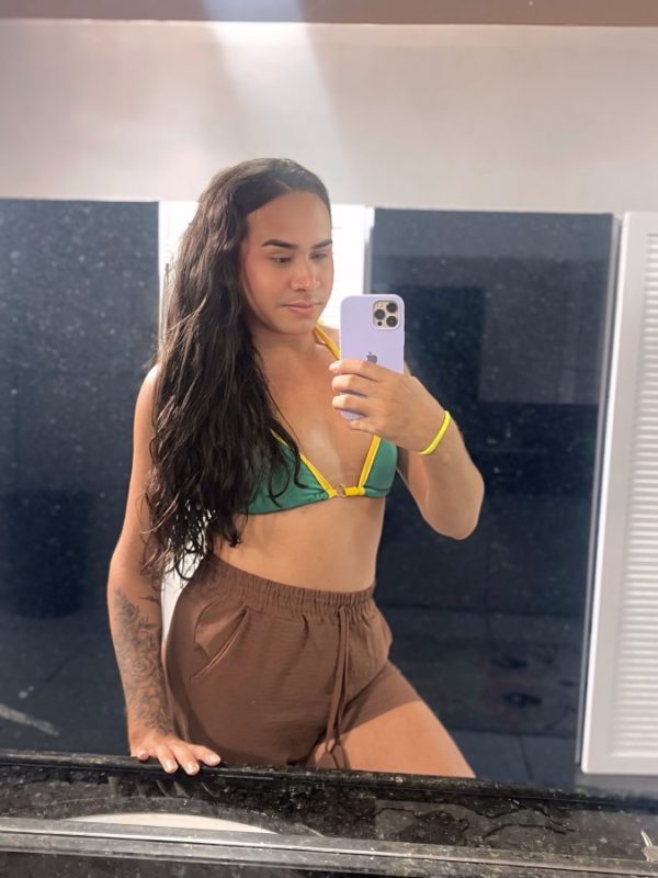 Larissa 2