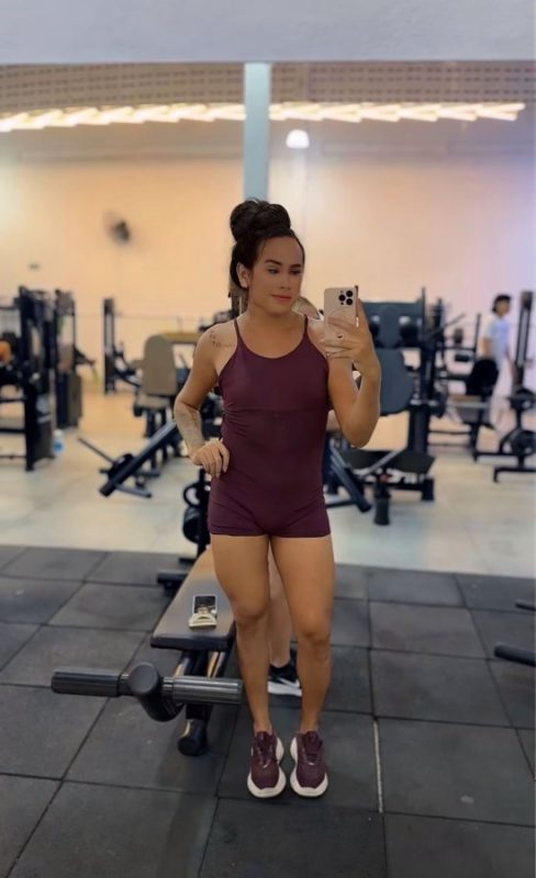 Larissa 3