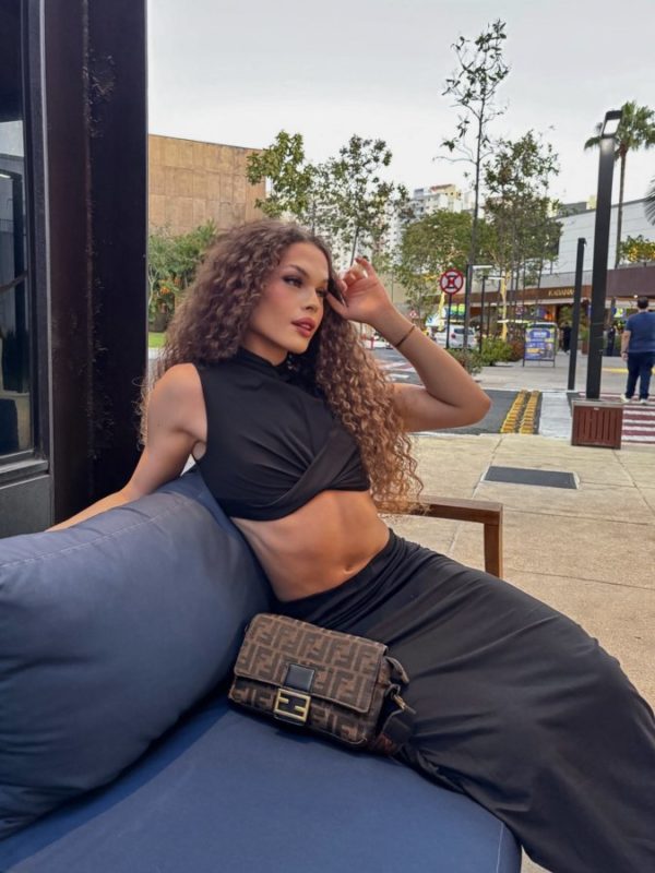 Lu Santos 10