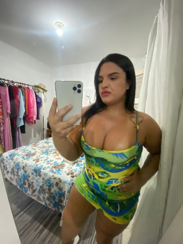 Larissa mel 16