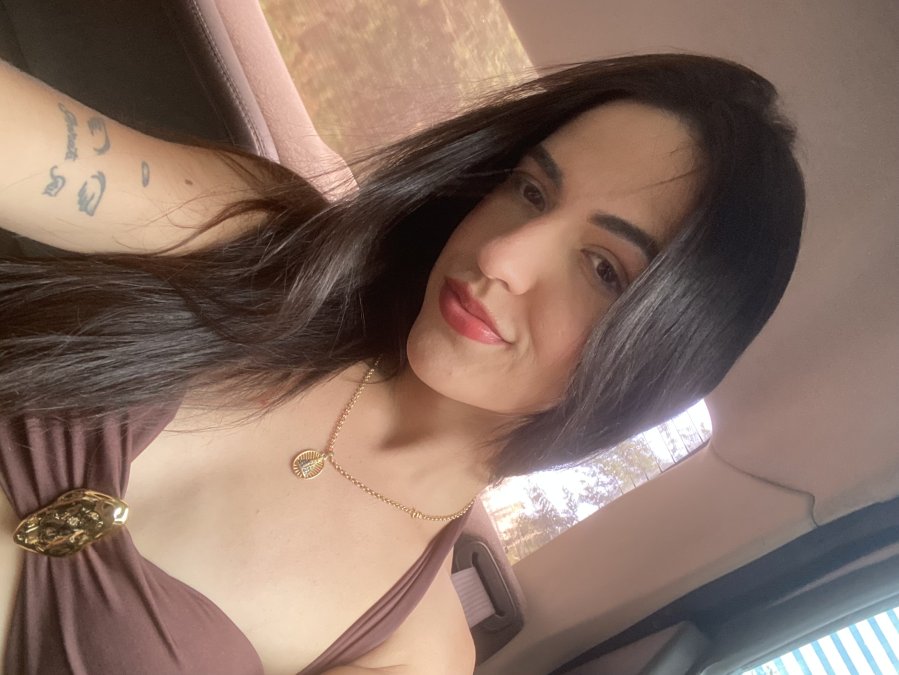 Nicolly Raphaela 24