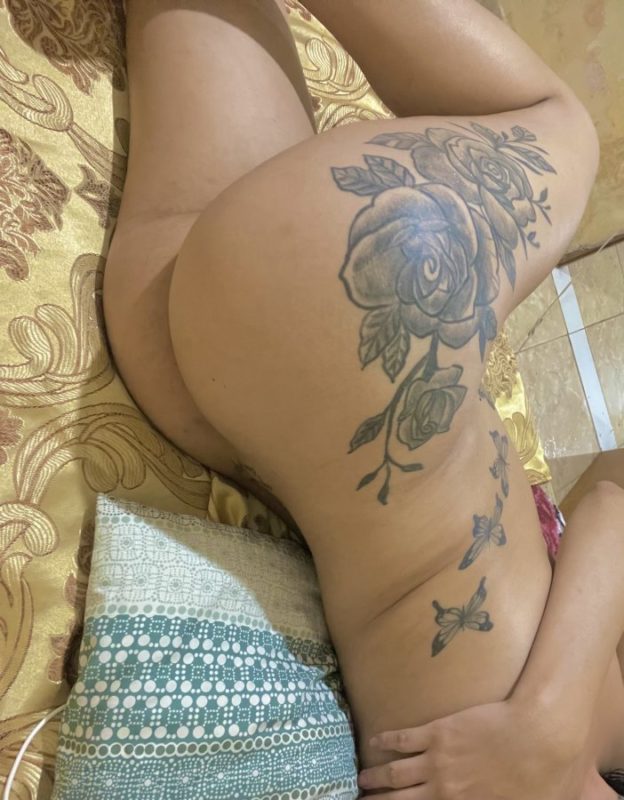 Daphne Larissa 23