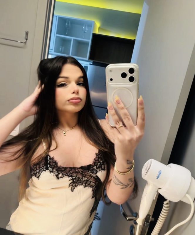 Mariana Pachey 3