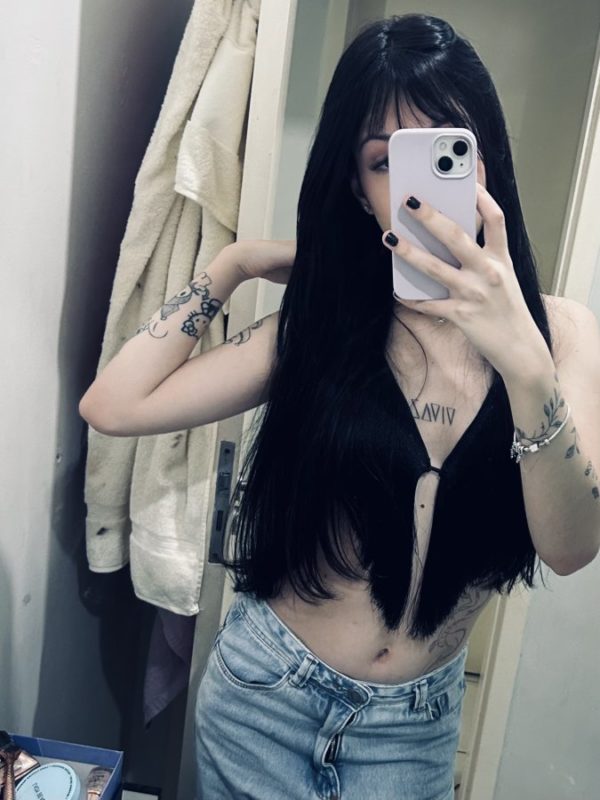Julia Petroni 10