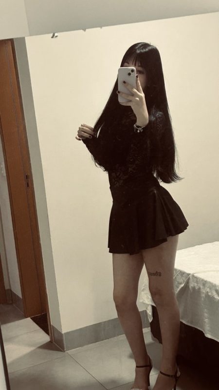 Julia Petroni 4
