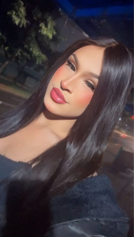 Larisse 7