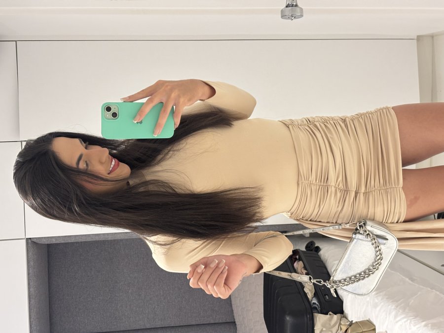 Nicolly Raphaela 27
