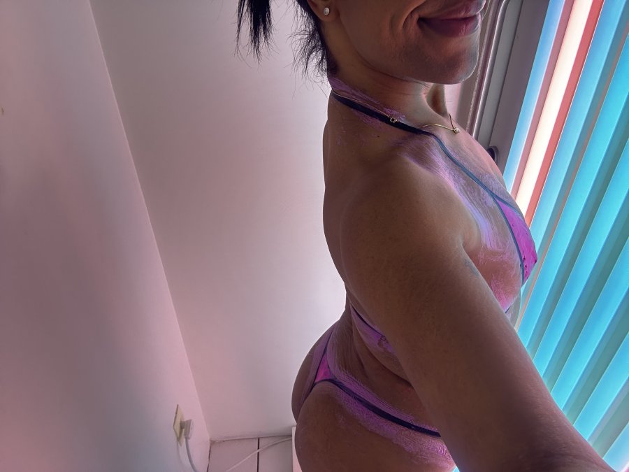 Yasmin Louise 2