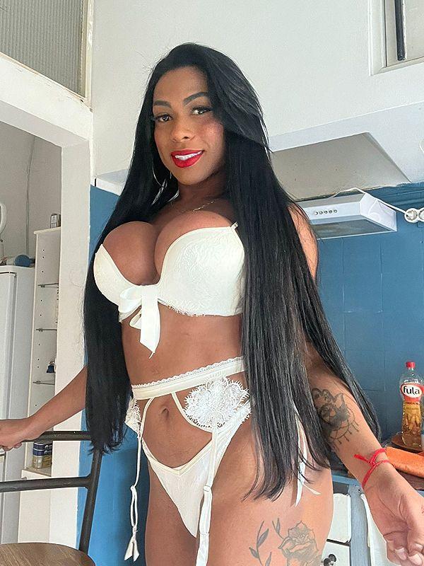Juliana Almeida 3