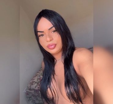 Larissa 9