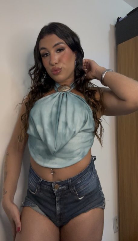 Larissa Telles 3