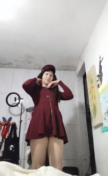 Aurora Shy 4