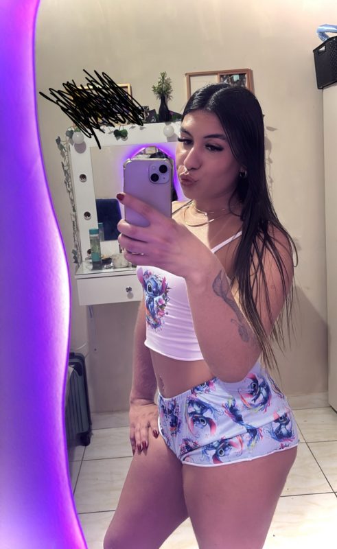 Larissa Telles 9
