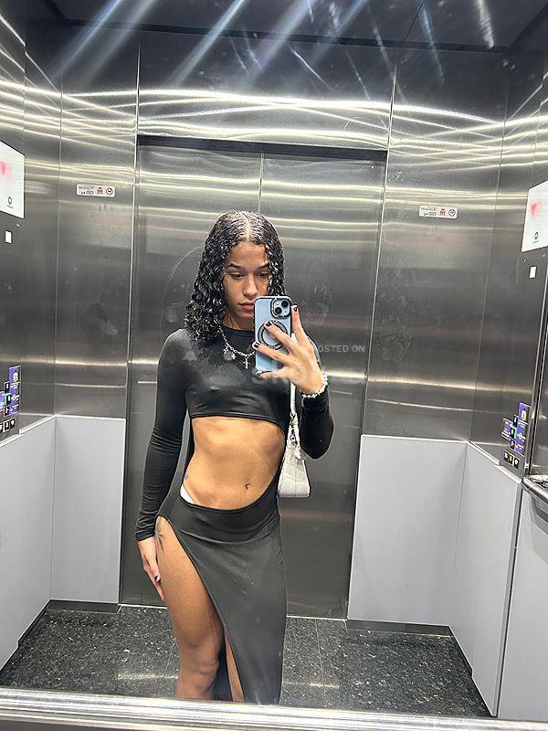 Nicolle Martins 2