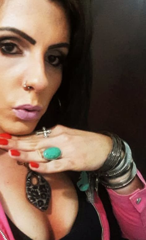 Ana Cereja 6