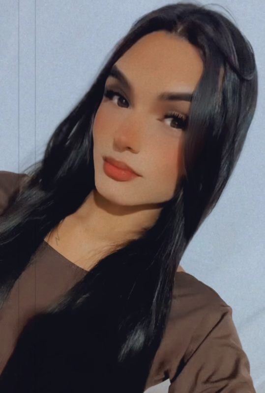 Kimberly Dos Santos 14