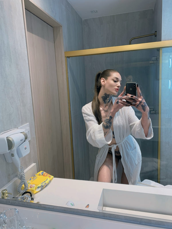 Bella Saad 10