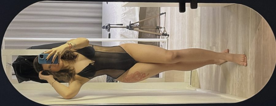 Luna Gomez 5
