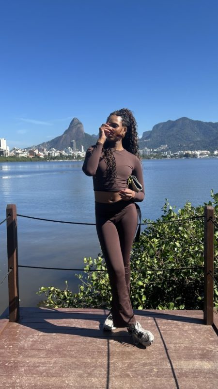 Tayla Toledo 10