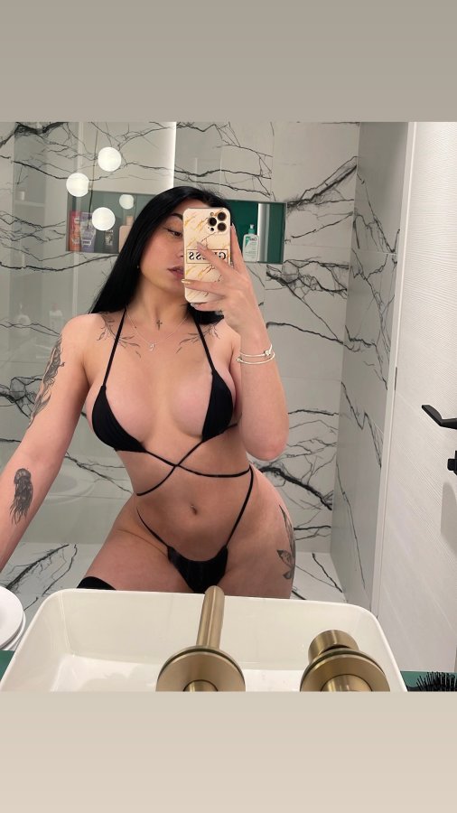 Pandora Rosa 000001398018_80AA8C14-0172-4229-96F8-390D5794B6EE.jpg