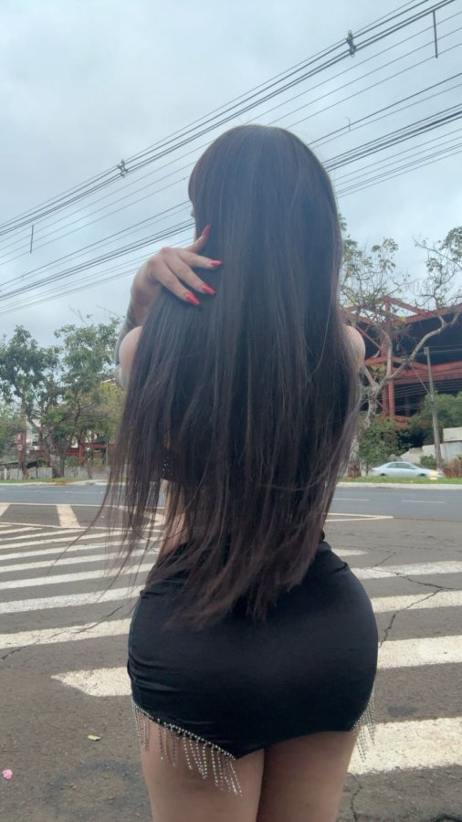 Bruna Louize 000001635284_EC8BA50B-4962-4BE3-901B-75C30AD1A4BB.jpg